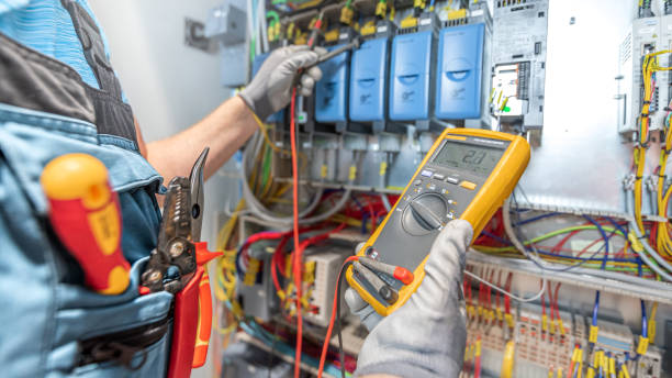 Best Circuit Breaker Repair  in Fairview, OR